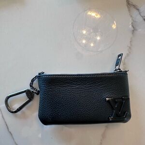 Louis Vuitton Black Leather Key Holder